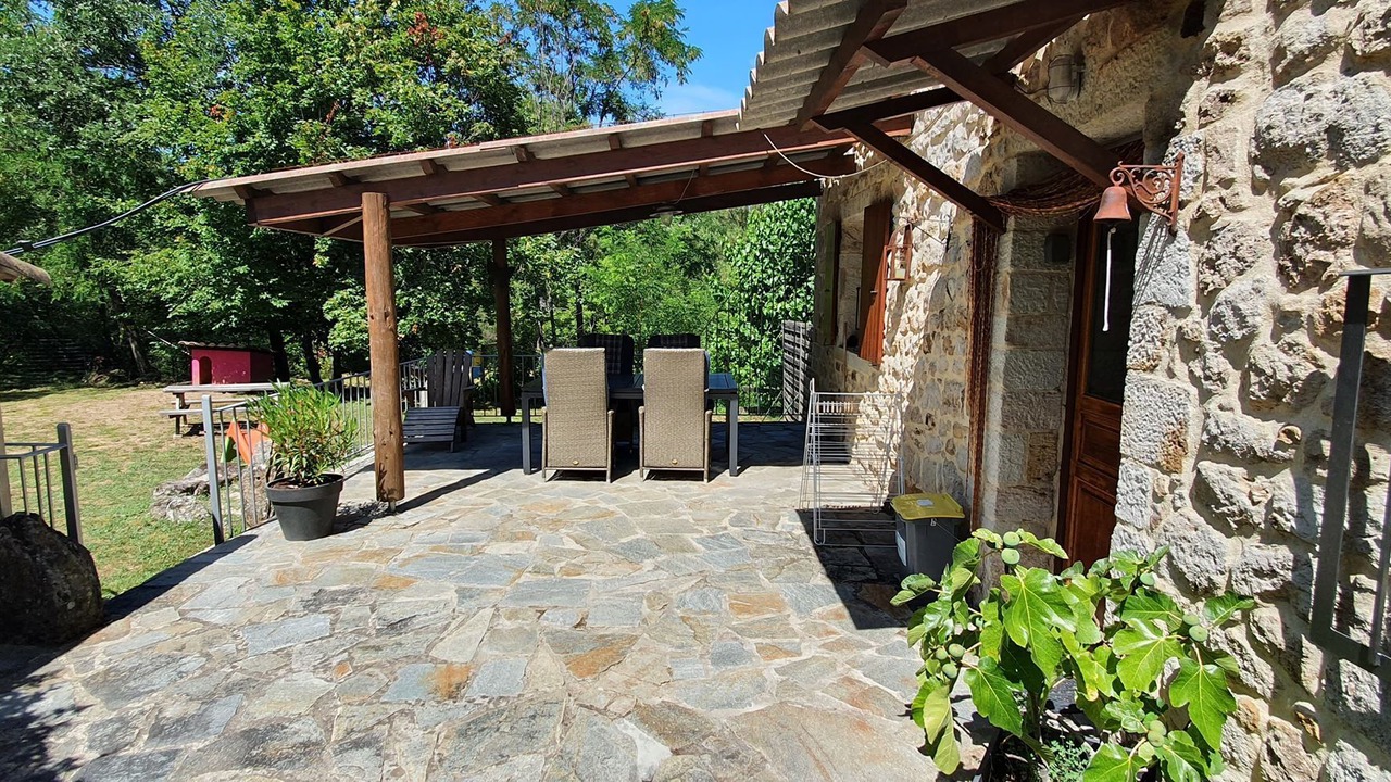 Photo of Patio Balcony in Largentiere
