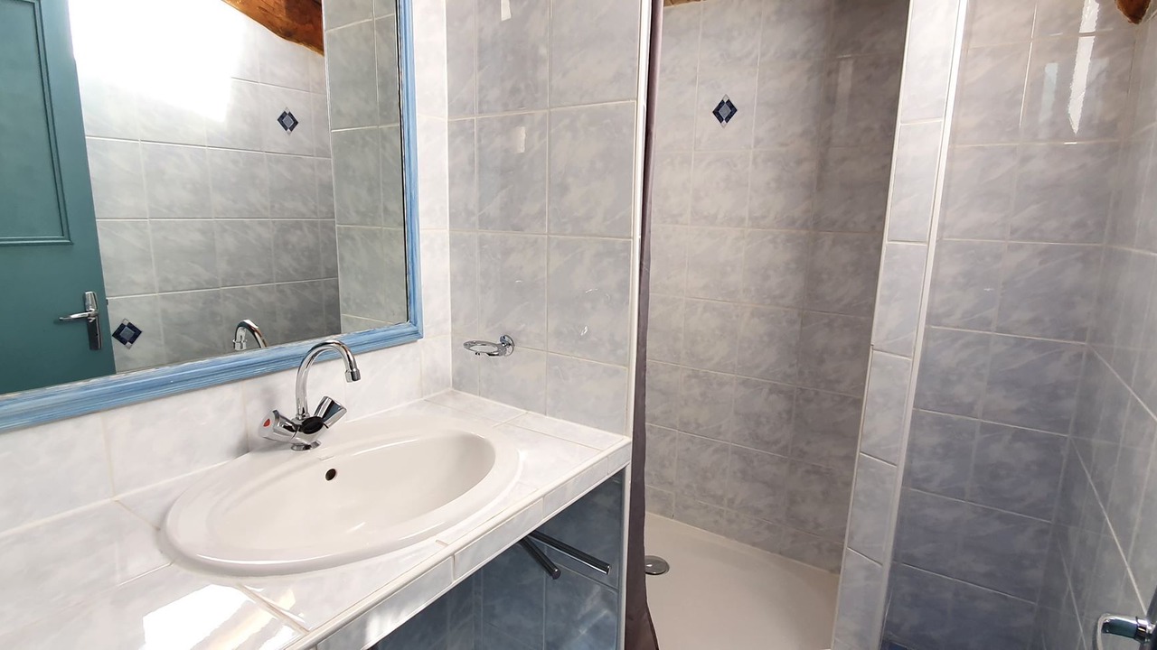 Photo of Bathroom in Largentiere