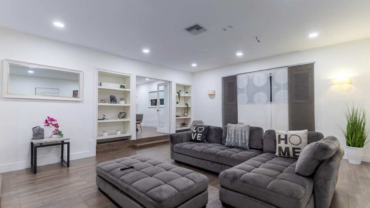 Photo of Bedroom in North Miami Beach