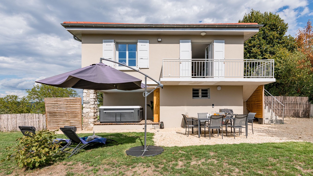 Photo of Outdoor in Bilieu