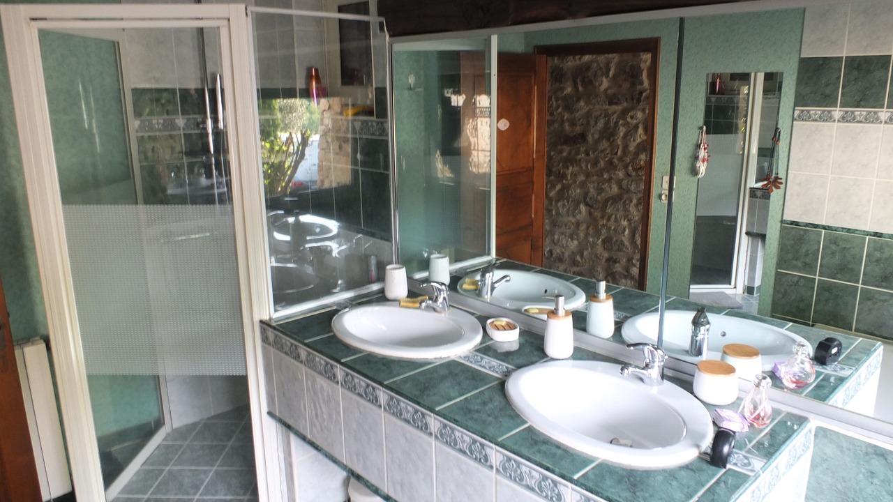 Photo of Bathroom in Vinezac