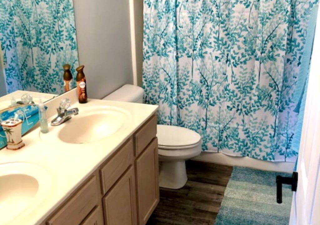 Photo of Bathroom in Sunrise Beach