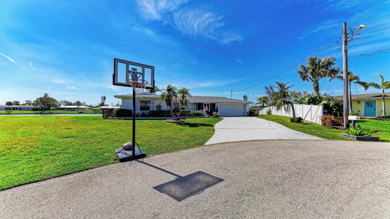 Photo of Outdoor in Venice Gardens