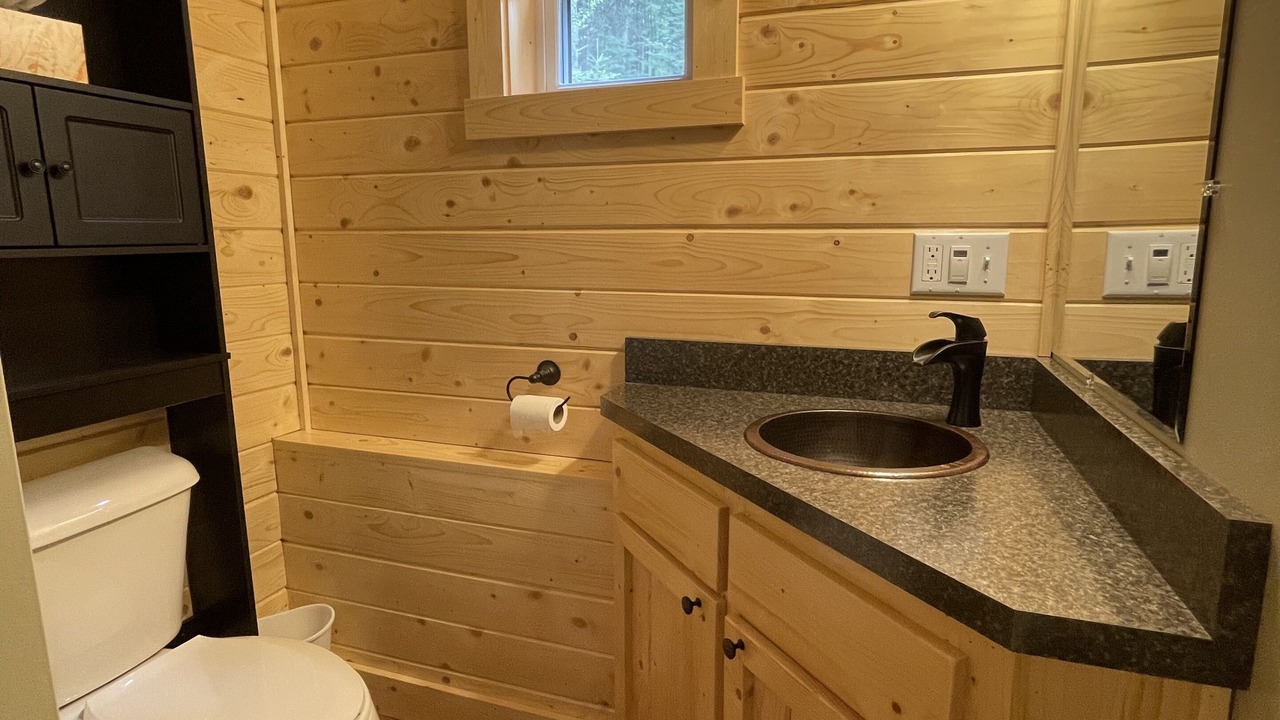 Photo of Bathroom in Pittsburg