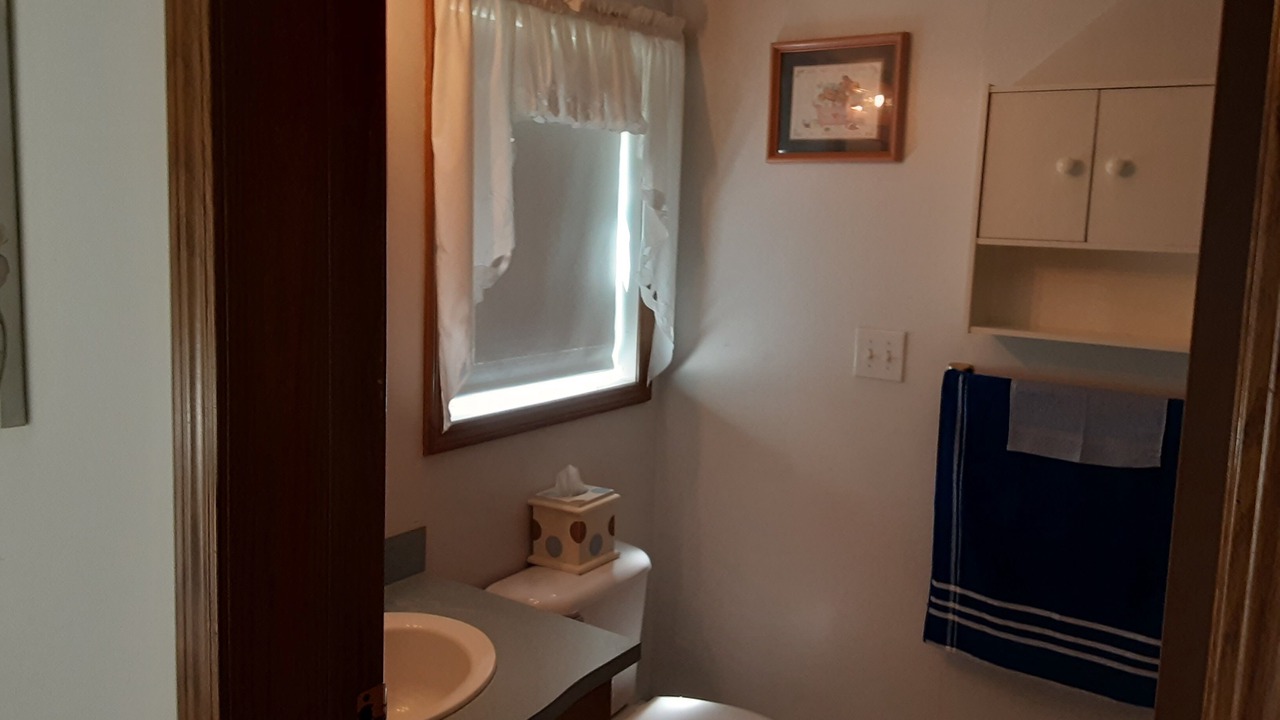 Photo of Bathroom in Town of Torrey