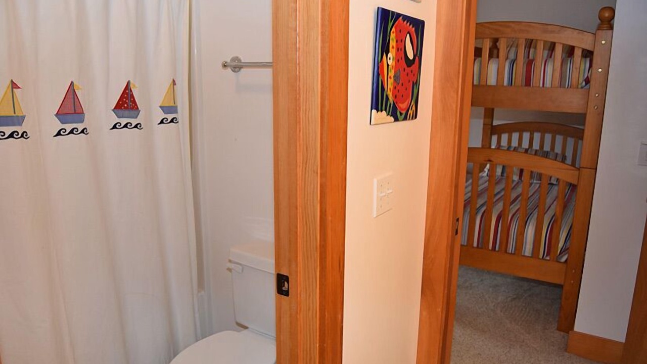 Photo of Others in Deep Hole