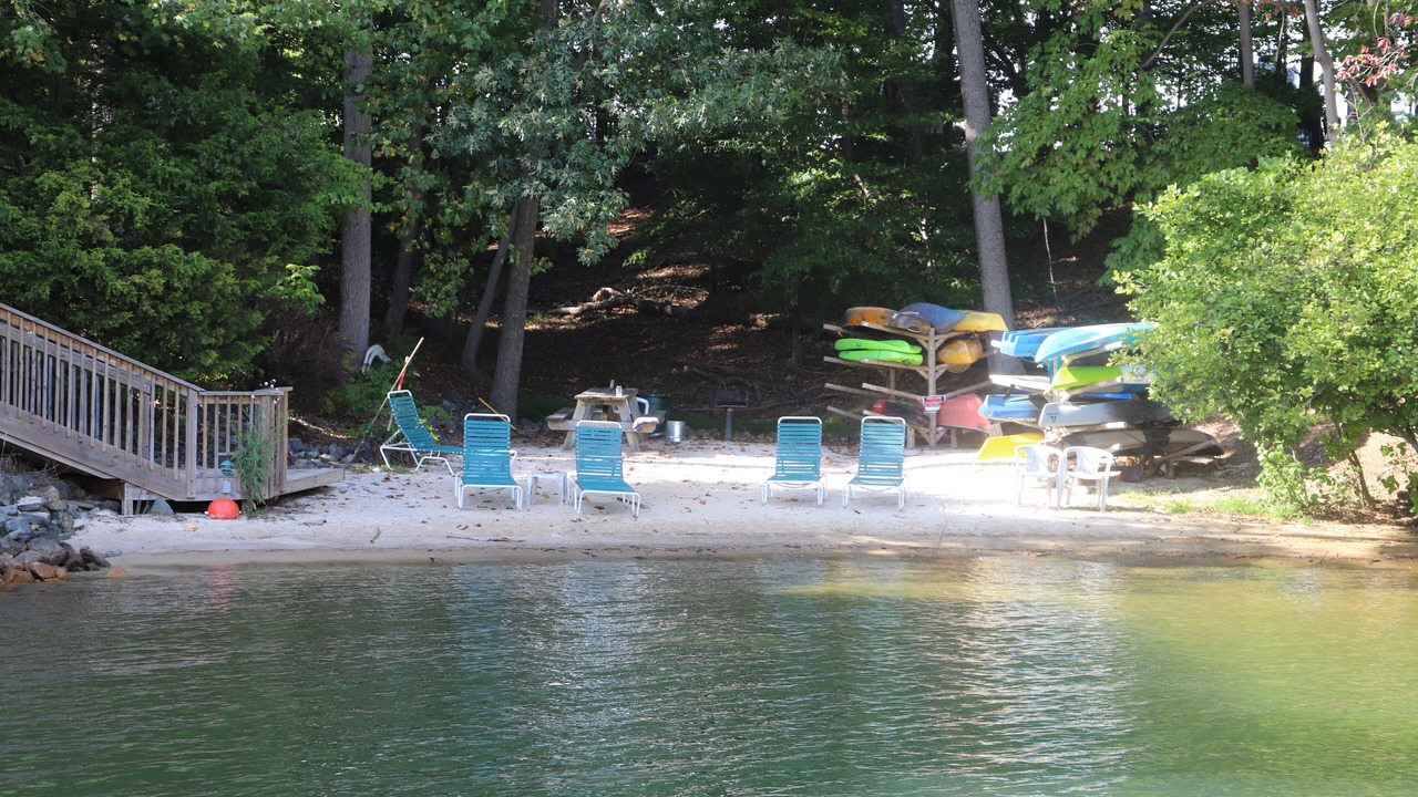 Photo of Others in North Shore