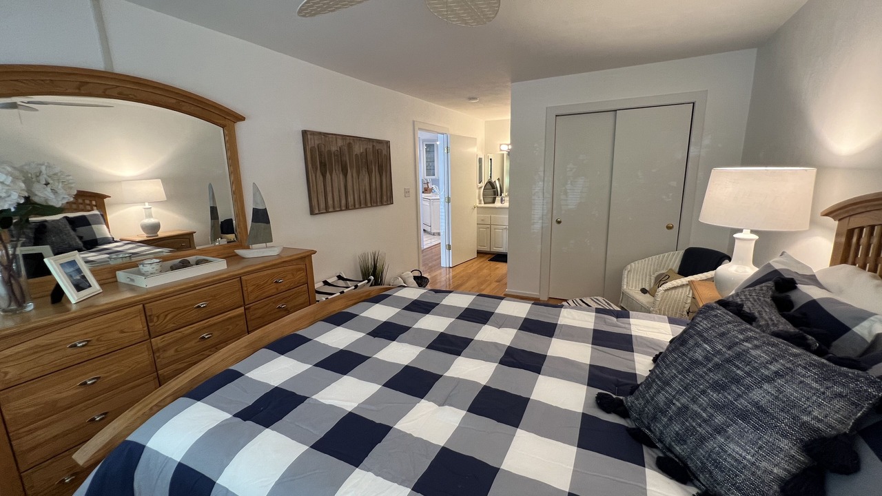 Photo of Bedroom in North Shore