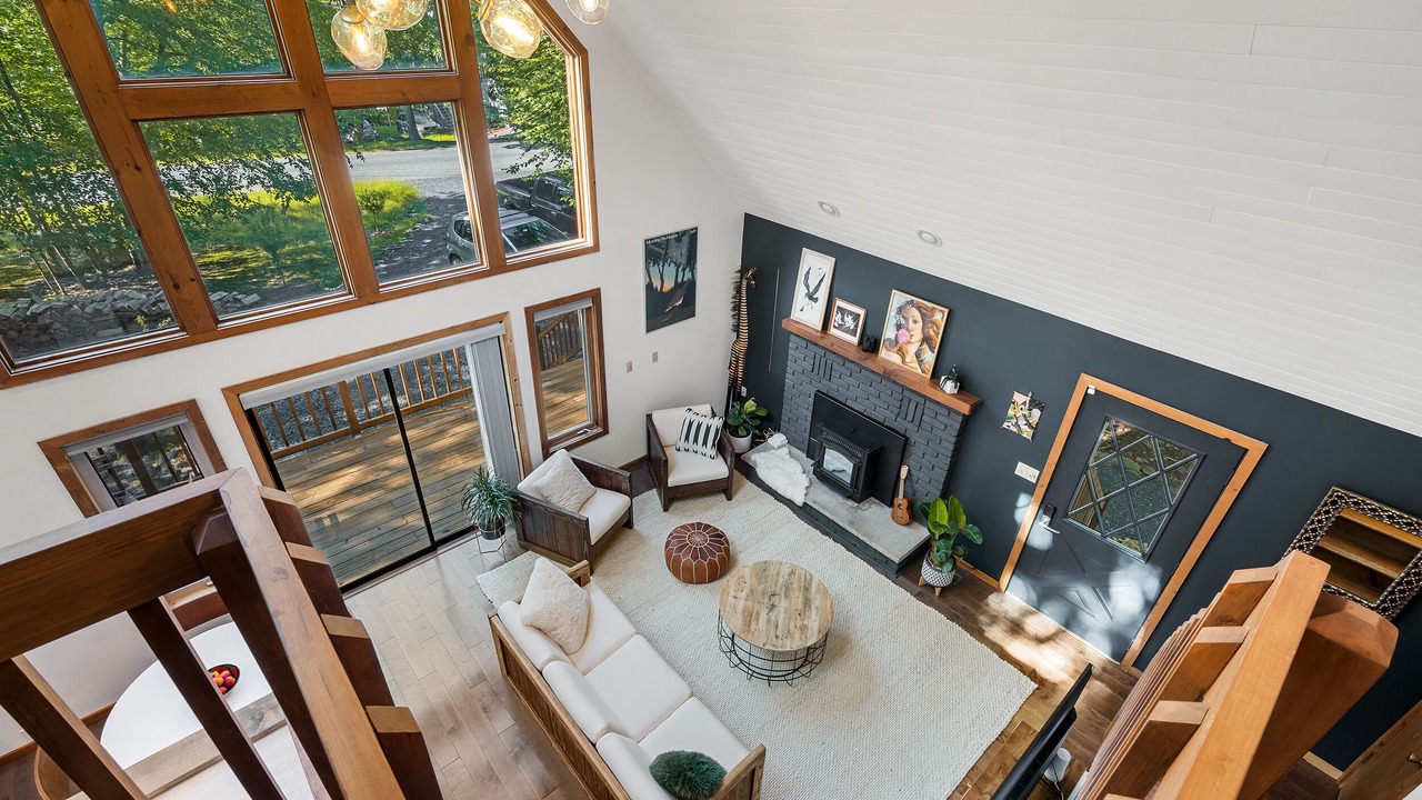 Photo of Livingroom in East Stroudsburg