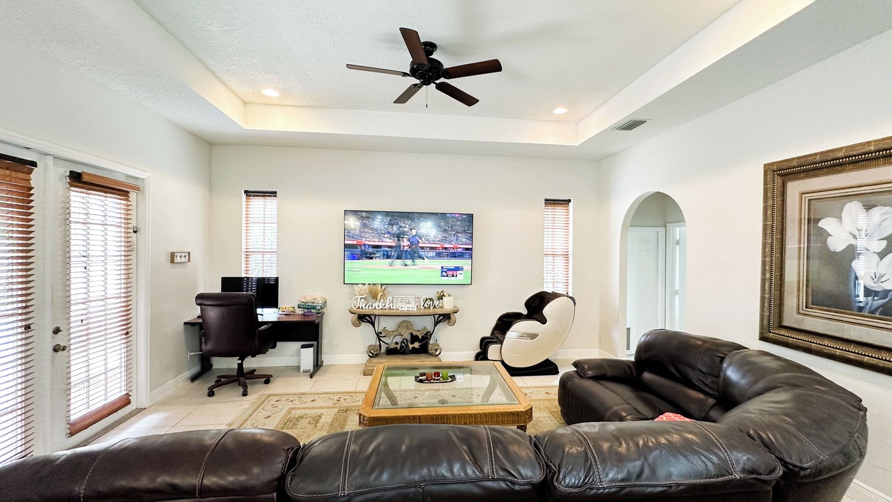 Photo of Bedroom in Lake Worth