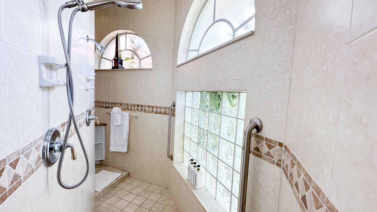 Photo of Bathroom in Lake Worth