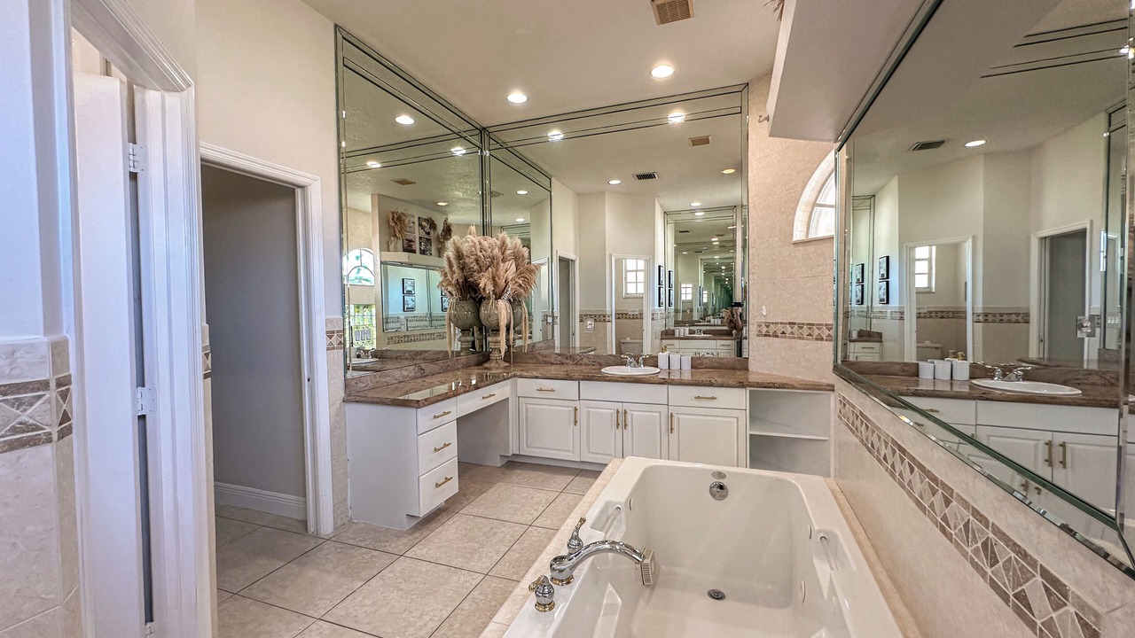 Photo of Bathroom in Lake Worth
