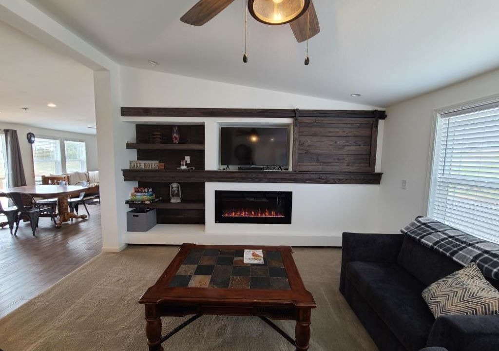 Photo of Livingroom in Lonergan