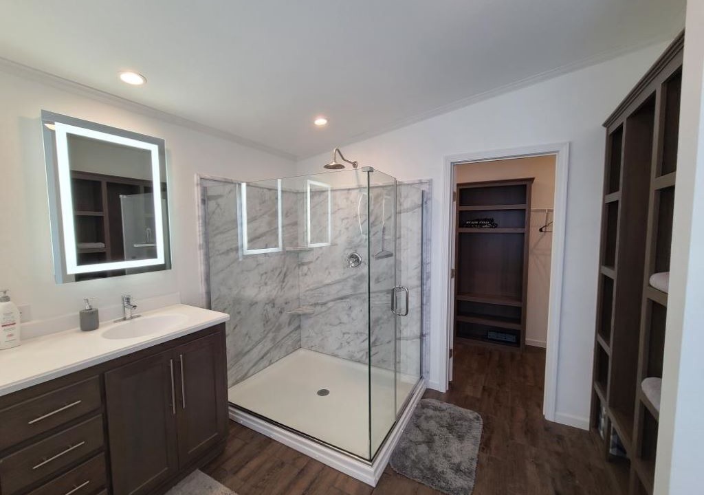 Photo of Bathroom in Lonergan