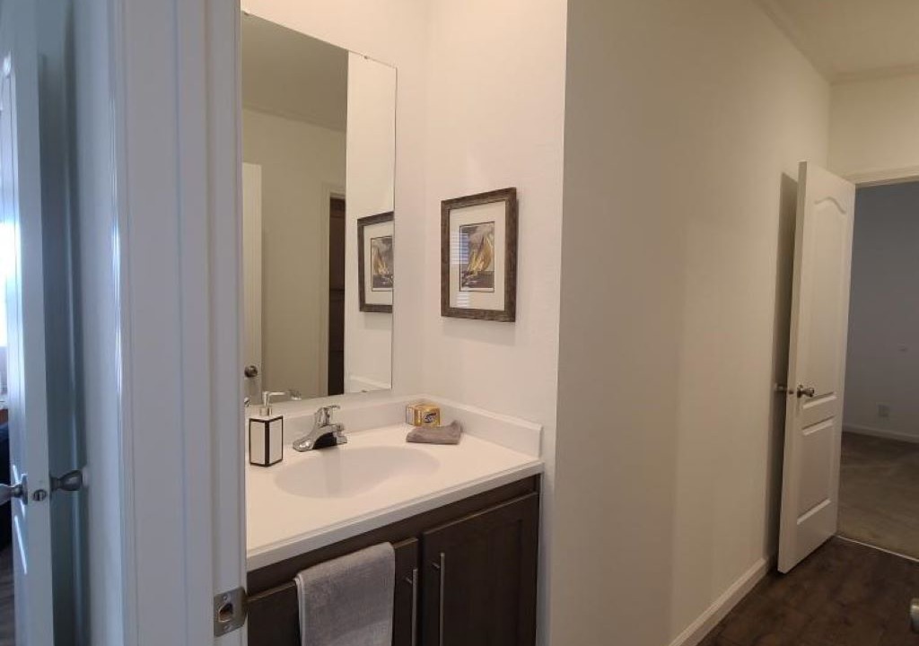 Photo of Bathroom in Lonergan