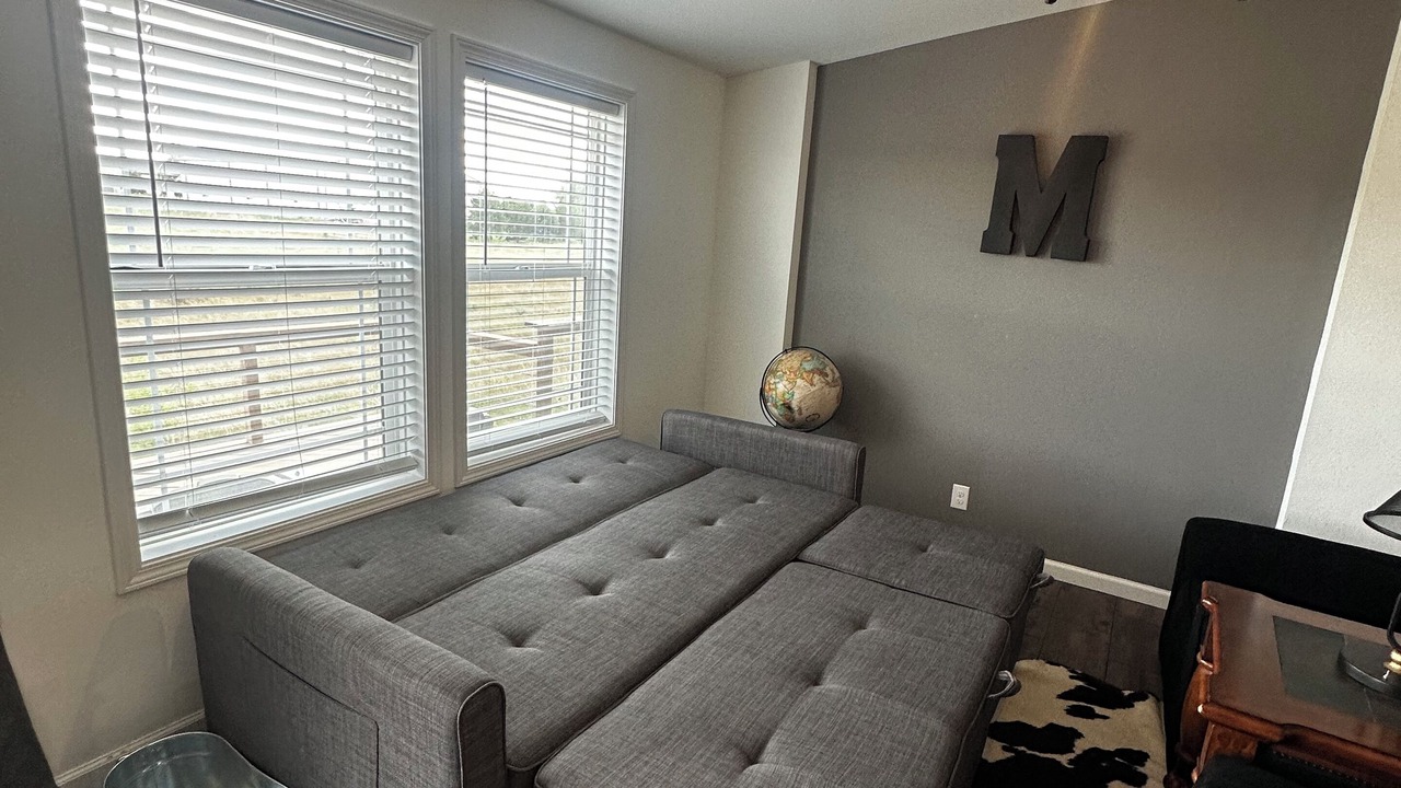 Photo of Livingroom in Lonergan
