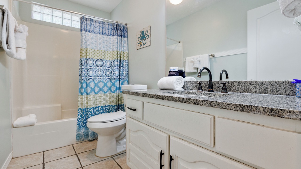 Photo of Bathroom in El Centro Beach