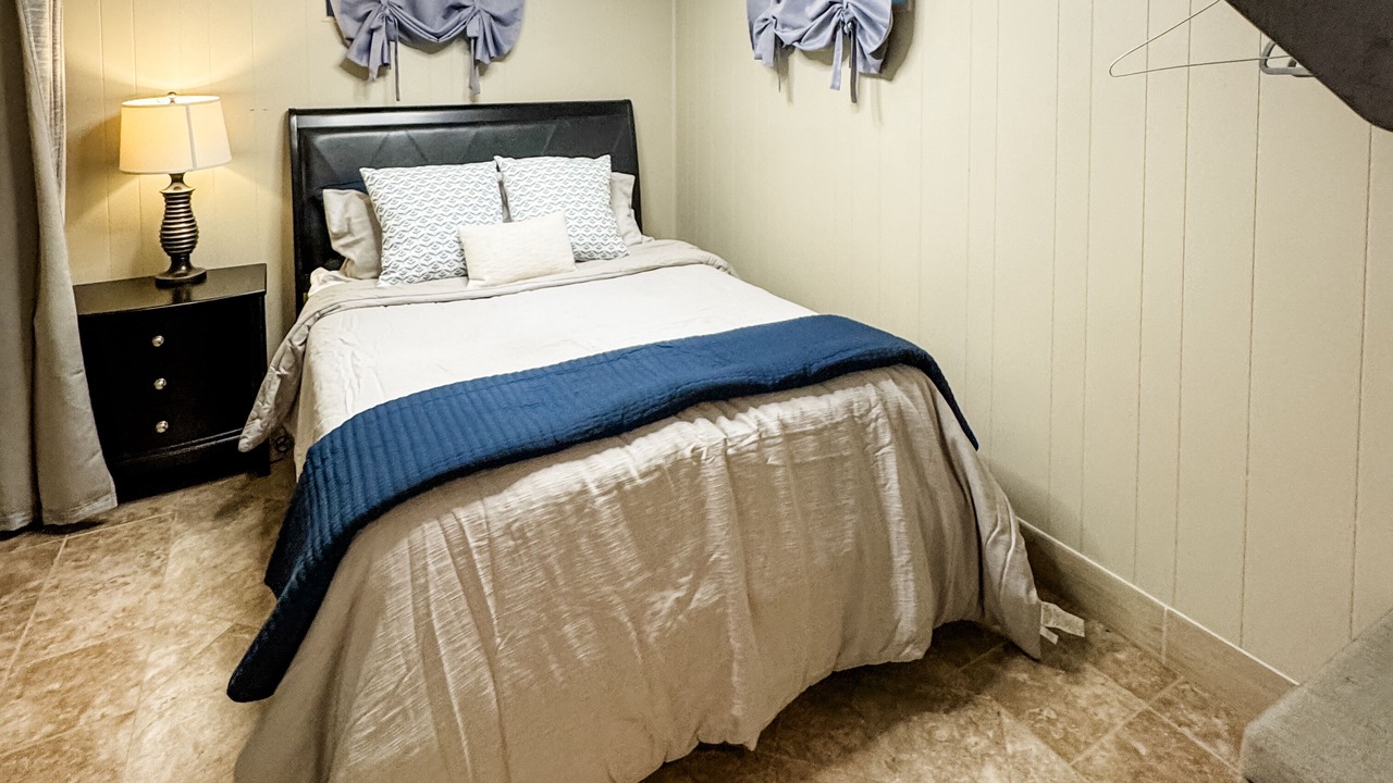 Photo of Bedroom in Sunrise Beach