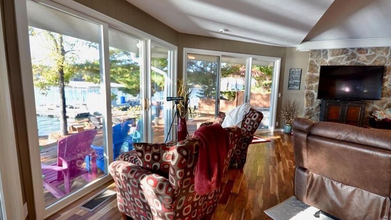 Photo of Livingroom in Sunrise Beach