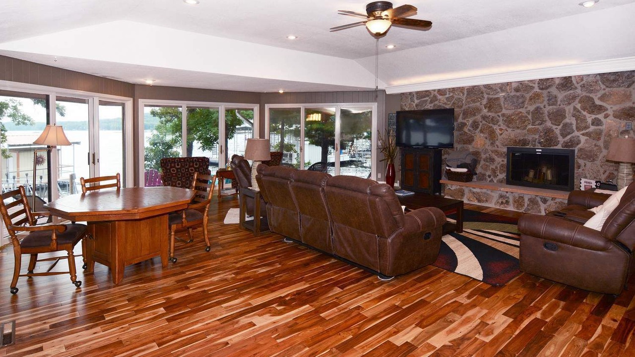 Photo of Livingroom in Sunrise Beach