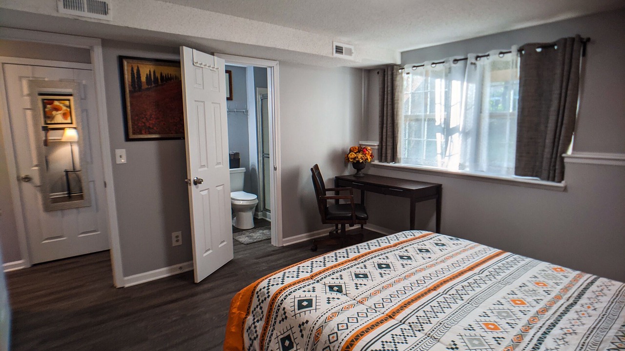 Photo of Bedroom in Overland Park