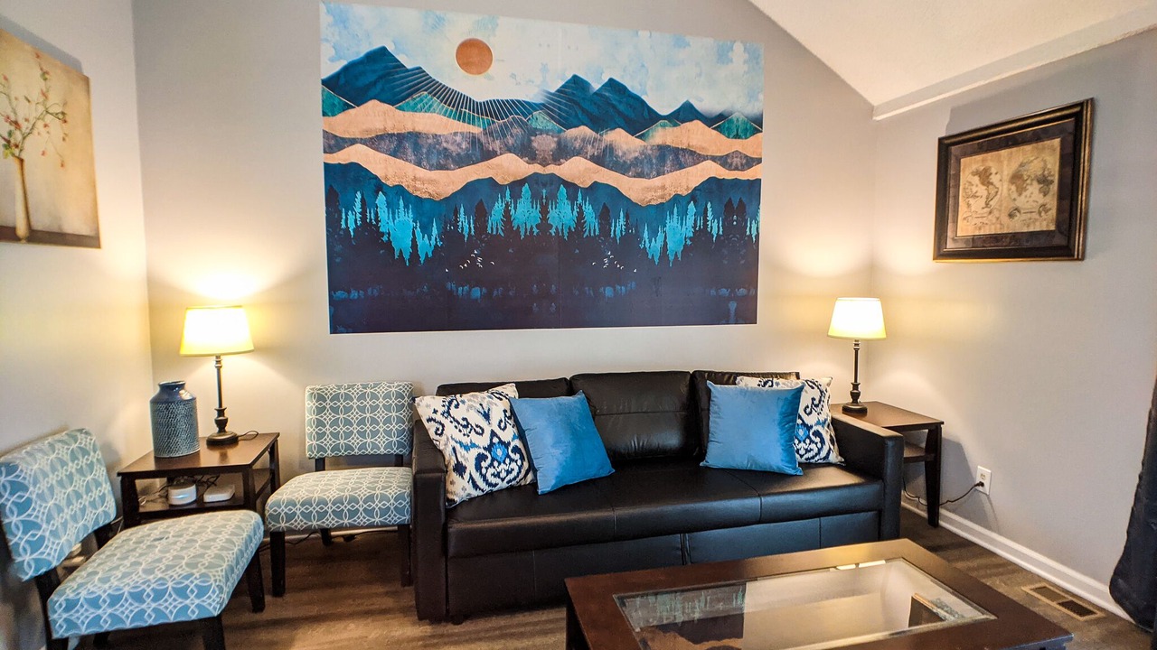 Photo of Livingroom in Overland Park