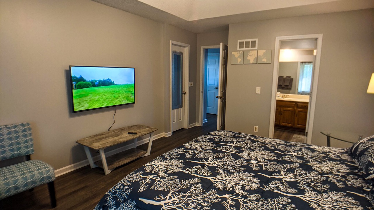 Photo of Bedroom in Overland Park