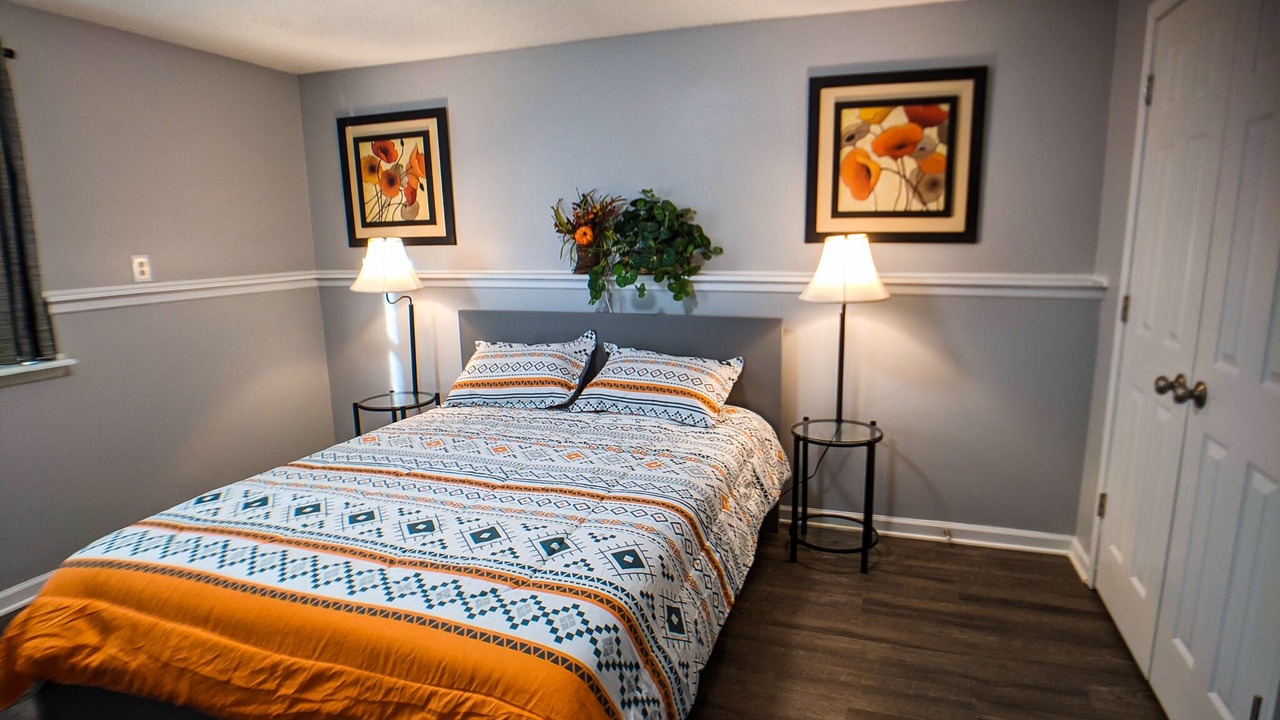 Photo of Bedroom in Overland Park