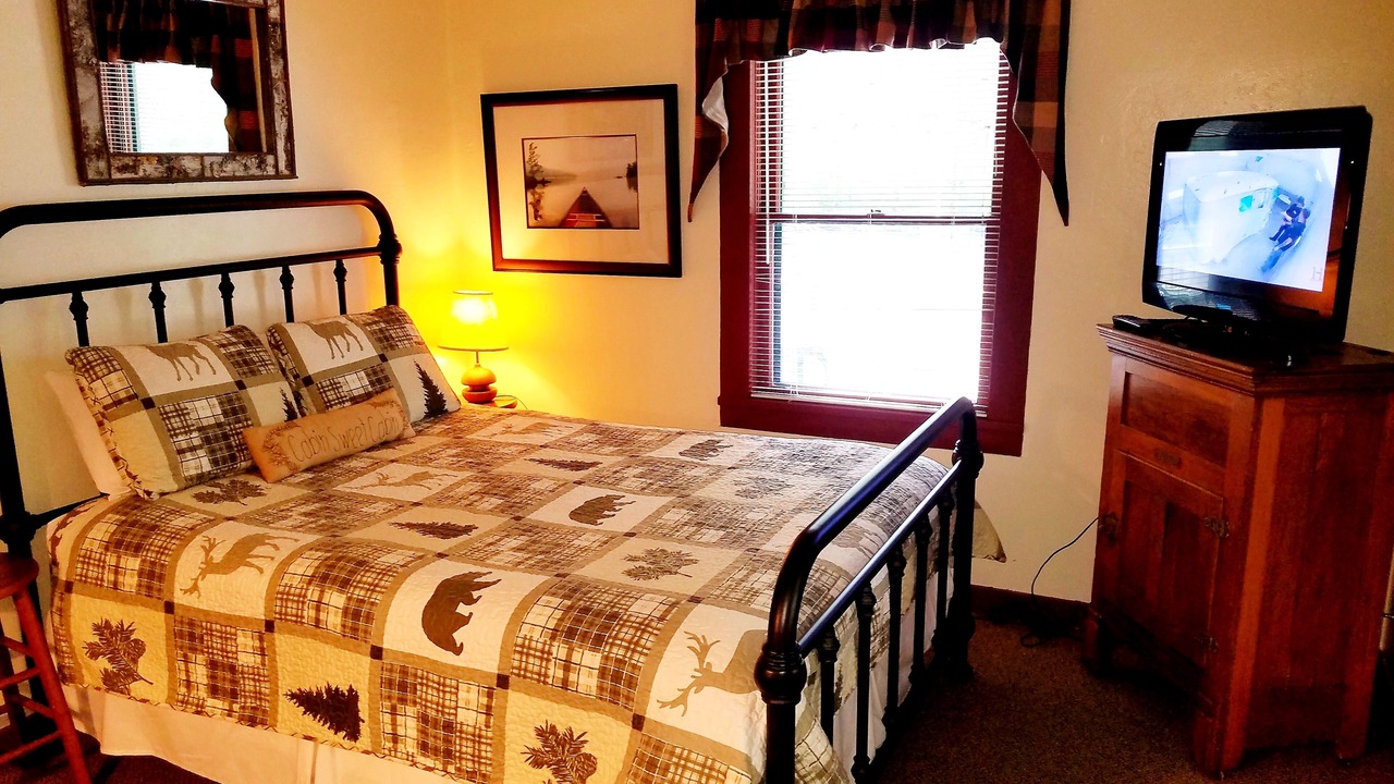 Photo of Bedroom in Blue River