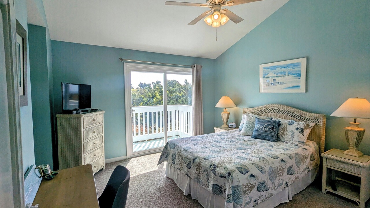 Photo of Others in Pine Knoll Shores
