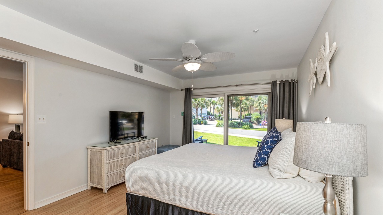 Photo of Bedroom in Scenic Gulf Drive