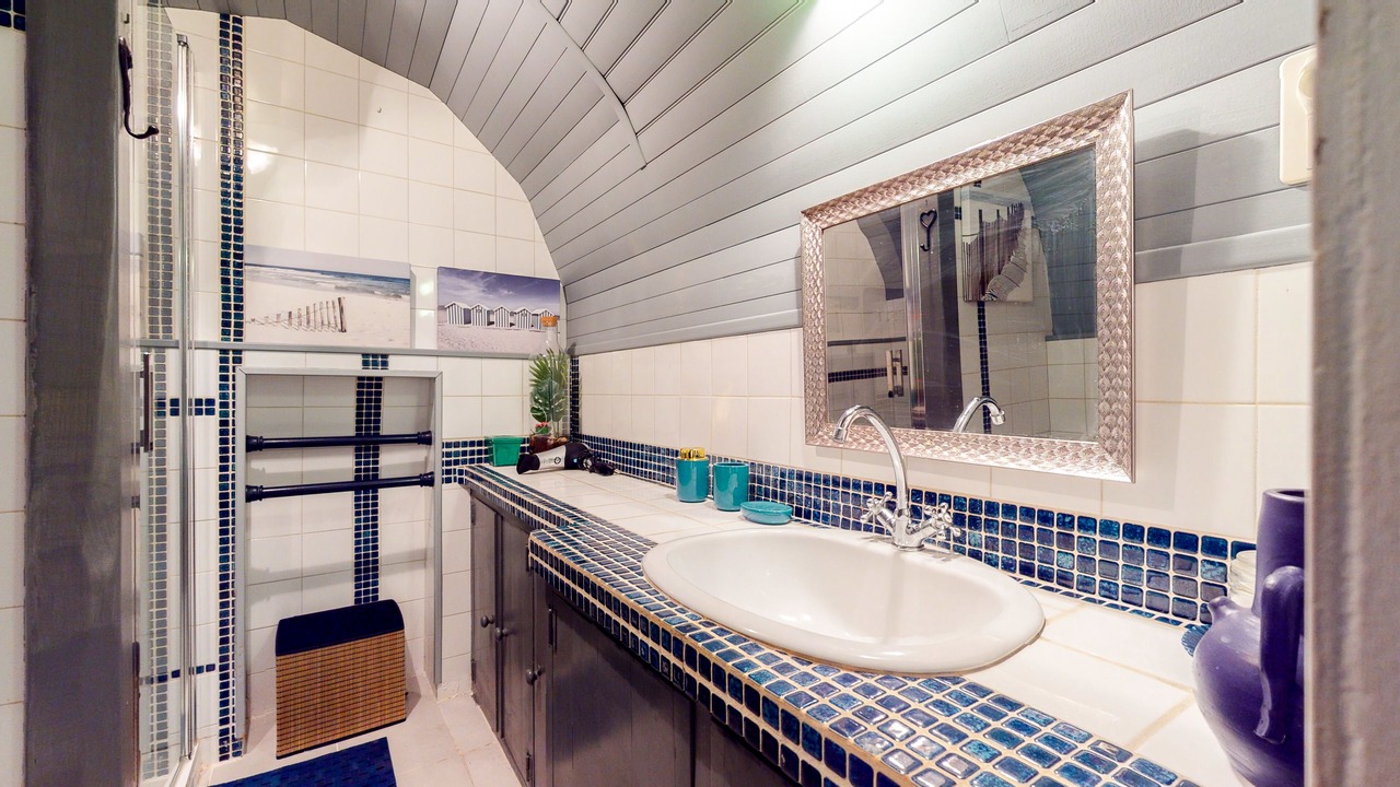 Photo of Bathroom in Puechabon