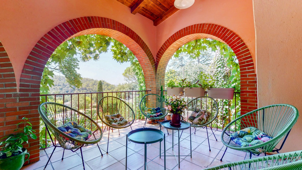 Photo of Patio Balcony in Puechabon