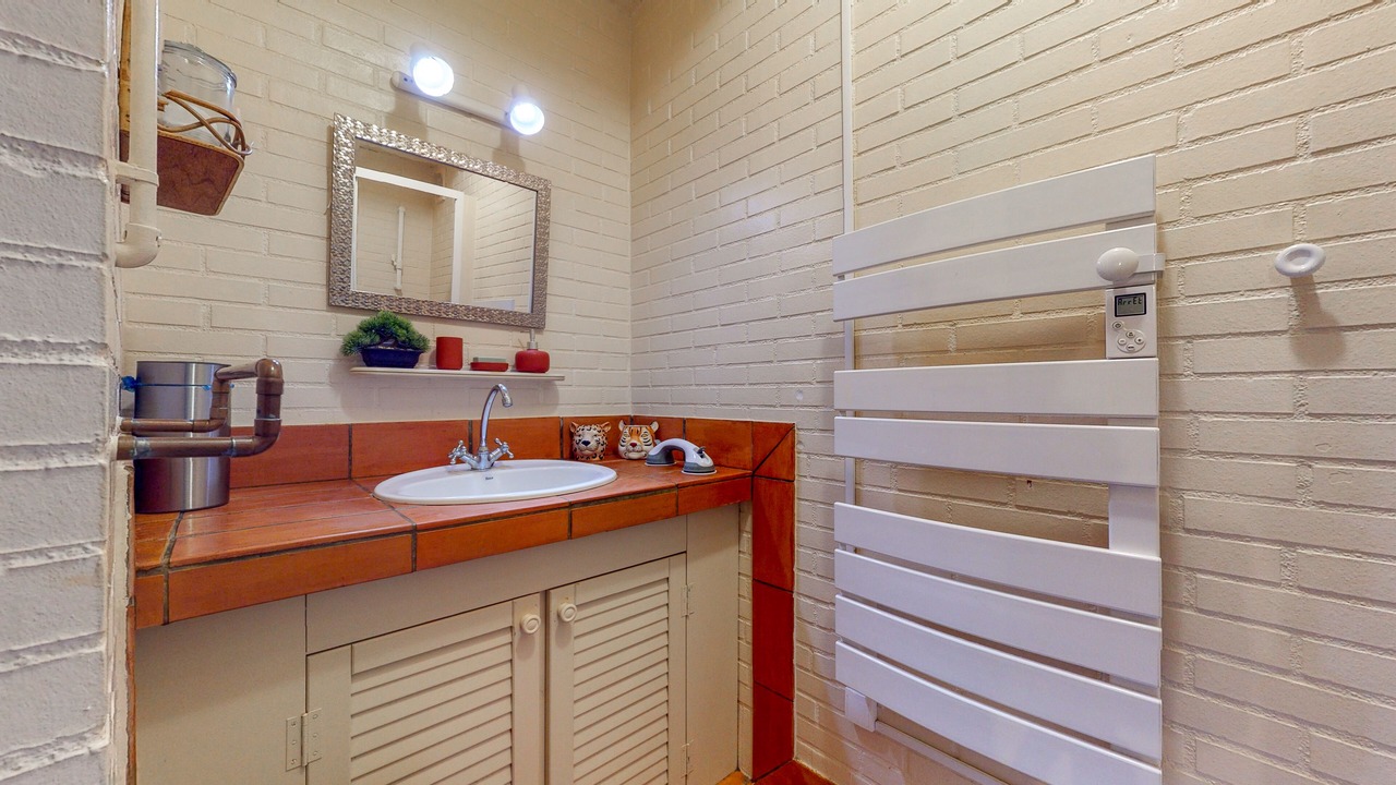 Photo of Bathroom in Puechabon
