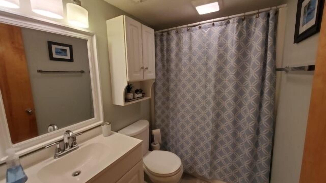 Photo of Bathroom in North Shore