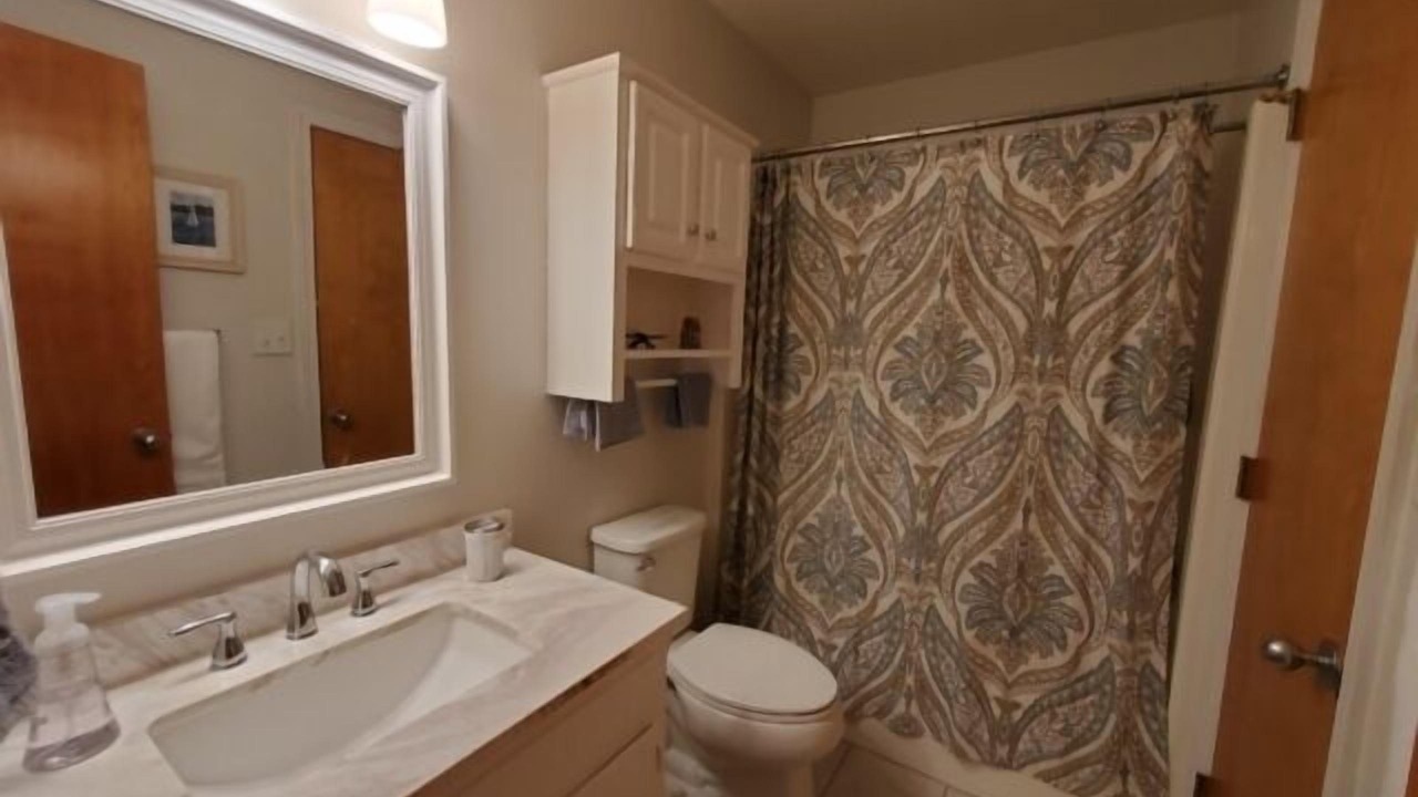 Photo of Bathroom in North Shore