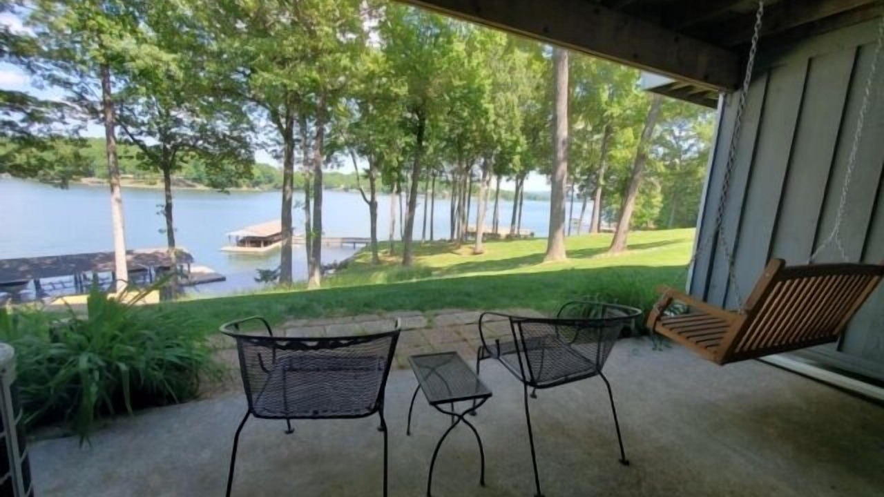 Photo of Patio Balcony in North Shore