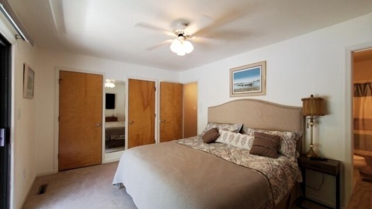 Photo of Bedroom in North Shore