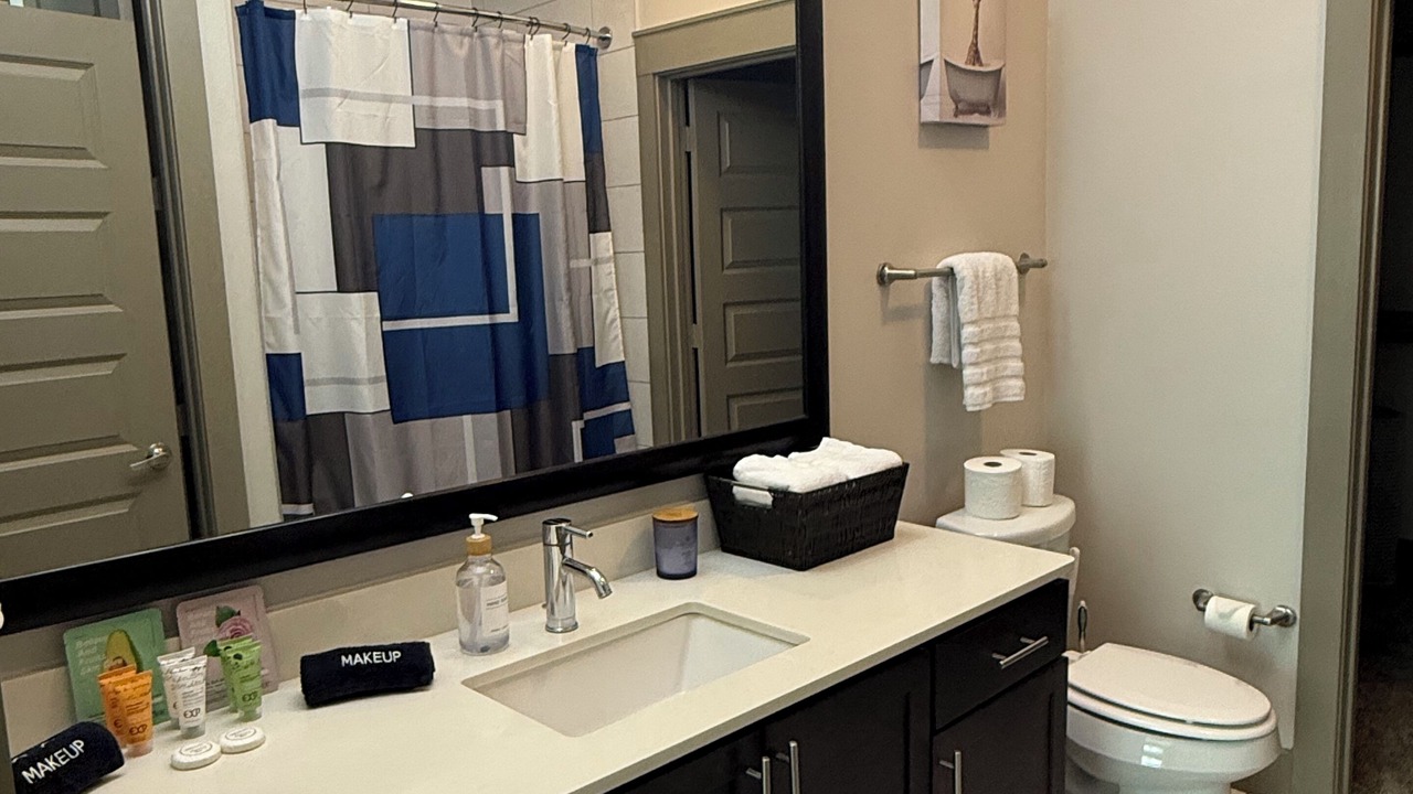 Photo of Bathroom in East Downtown Houston