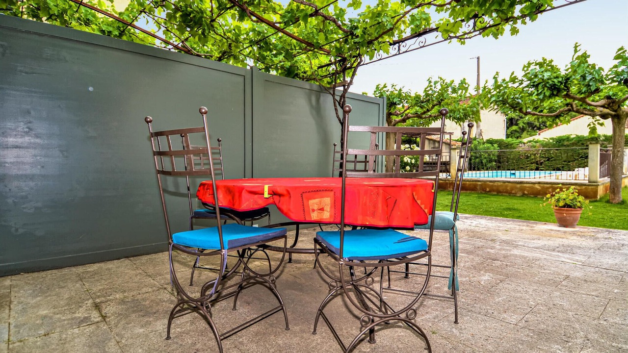 Photo of Others in Maillane