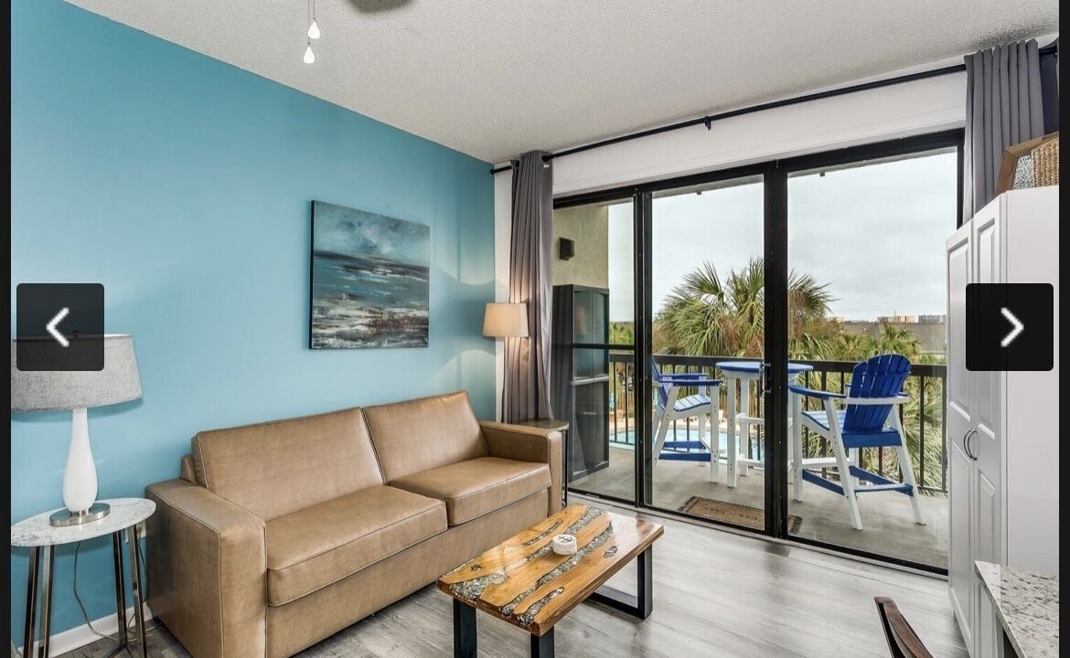 Photo of Livingroom in Fort Walton Beach