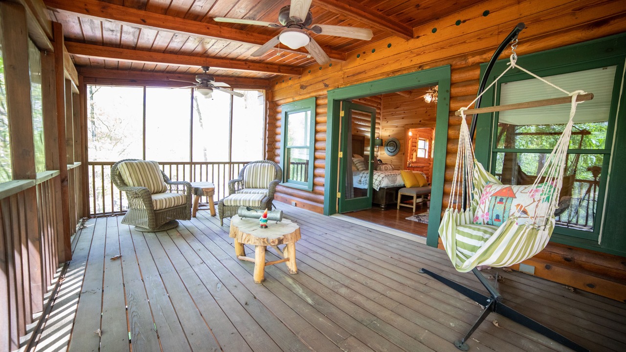 Photo of Patio Balcony in Townville