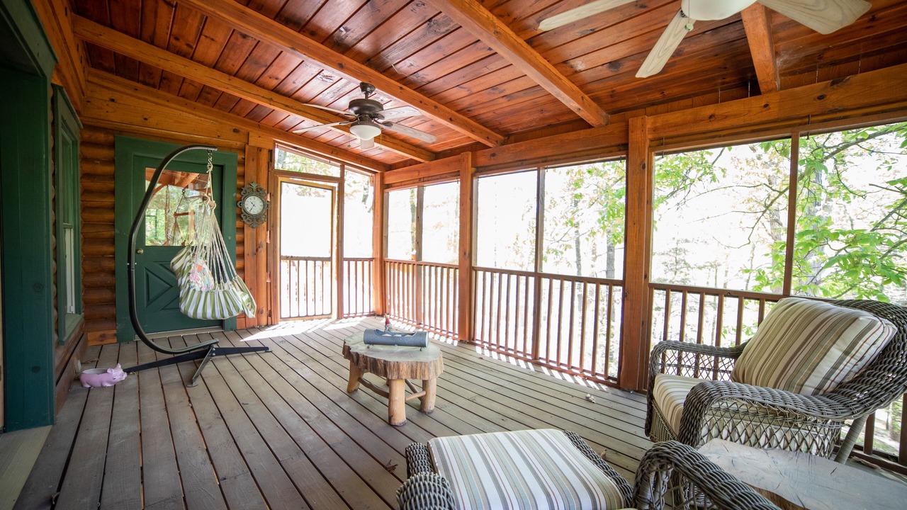 Photo of Patio Balcony in Townville