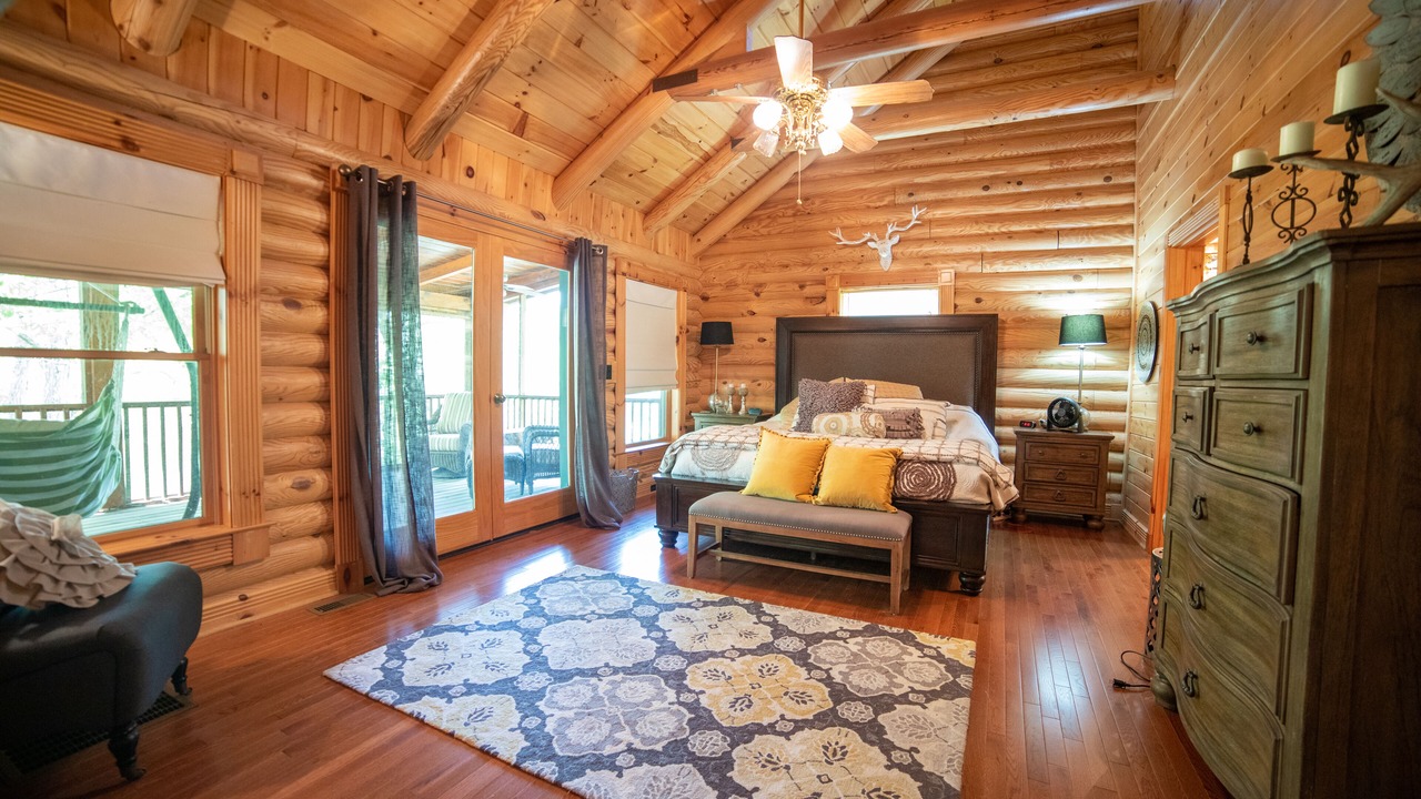 Photo of Bedroom in Townville