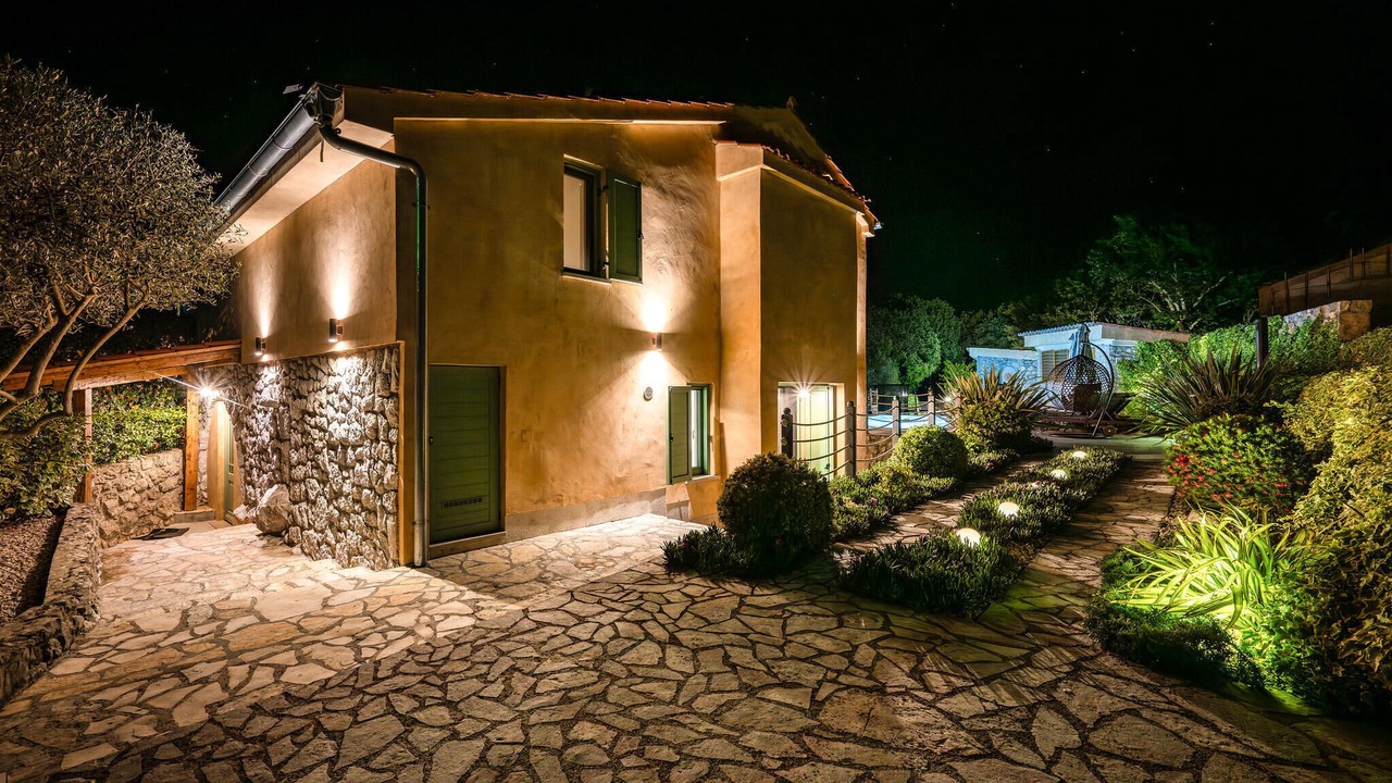 Photo of Outdoor in Rasopasno