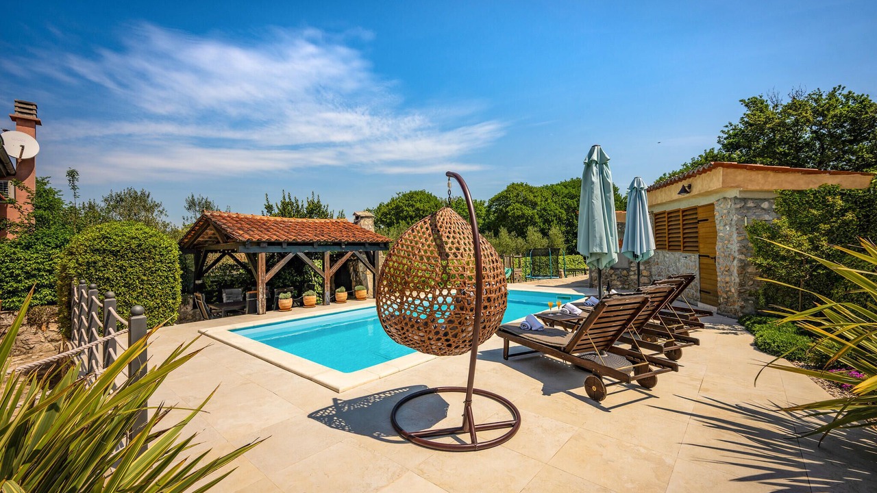 Photo of Outdoor in Rasopasno