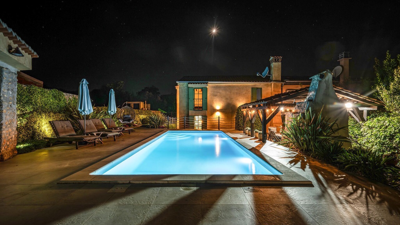 Photo of Outdoor in Rasopasno