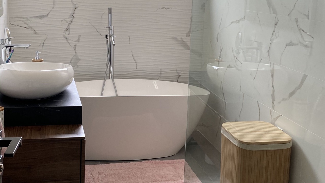 Photo of Bathroom in Saint-Julien-les-Rosiers