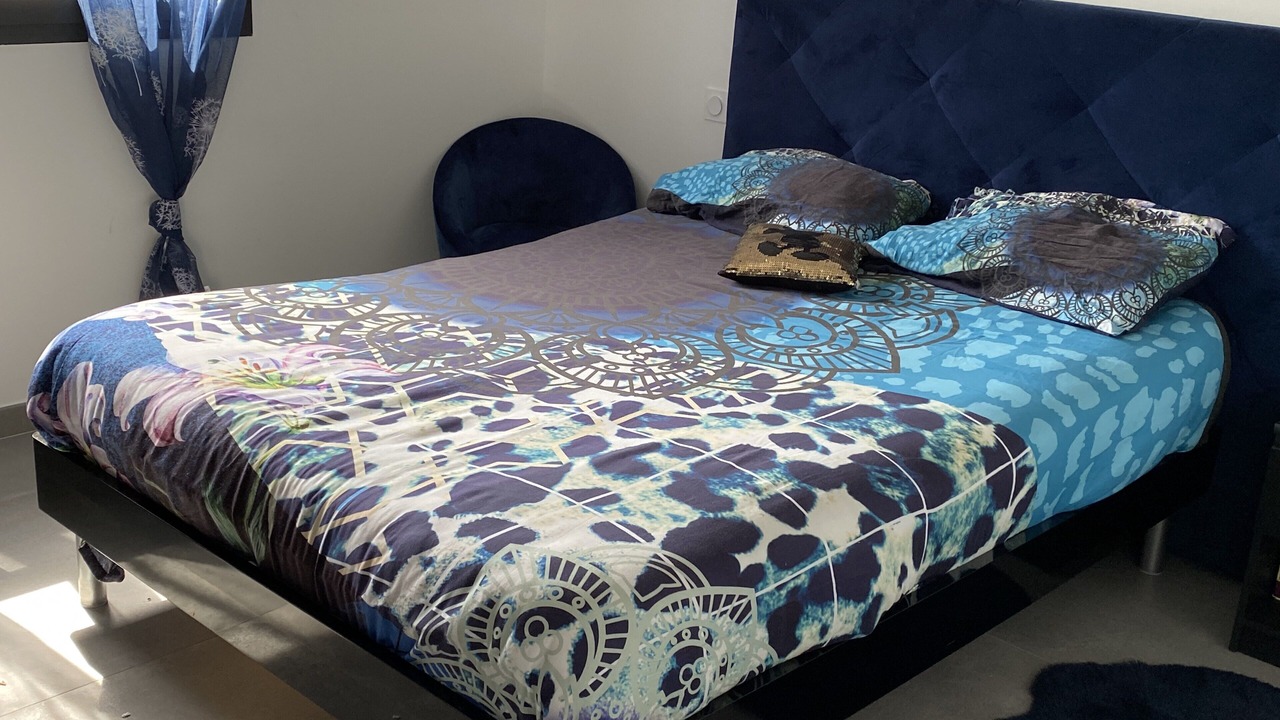 Photo of Bedroom in Saint-Julien-les-Rosiers