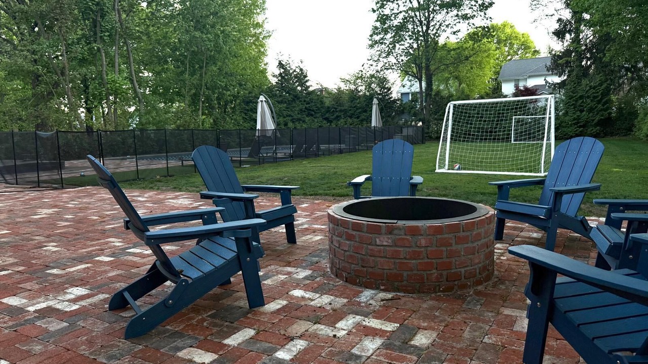Photo of Outdoor in Teaneck